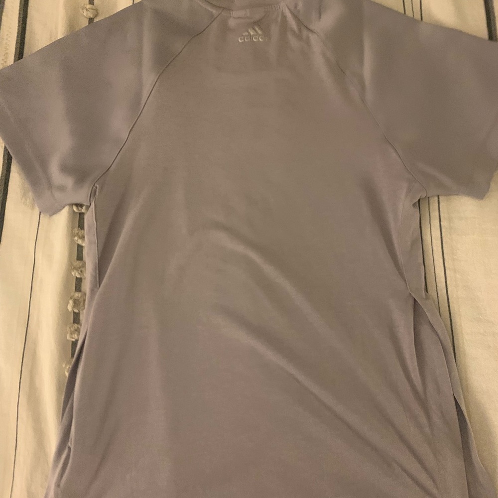 Adidas side split tshirt - Picture 3 of 5